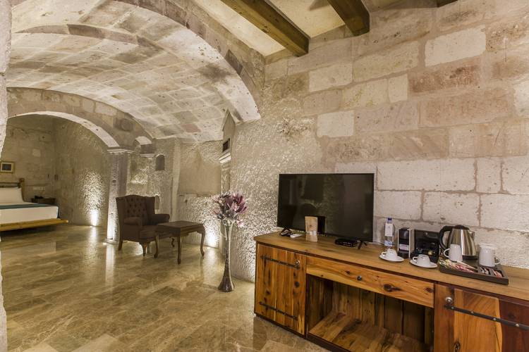 Imperial Cave Hotel Suites & Spa.