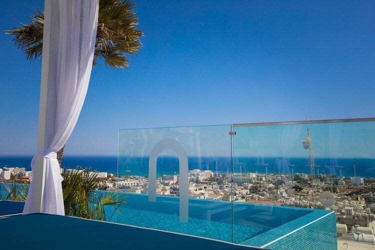 Napa Suites (Adults Only 18+)