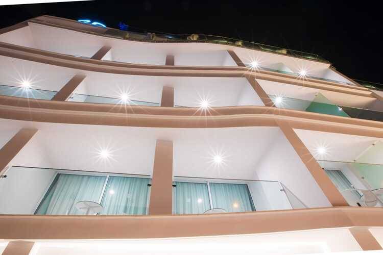 Napa Suites (Adults Only 18+)
