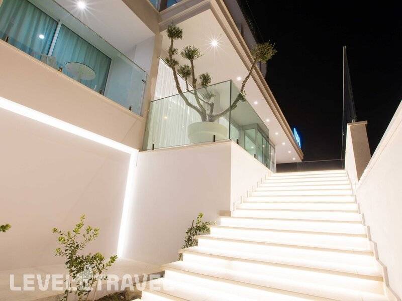 Фотография Napa Suites (Adults Only 18+)
