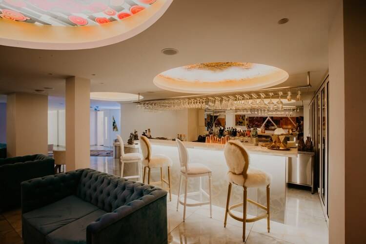 Napa Suites (Adults Only 18+)