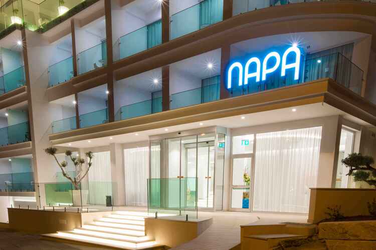 Napa Suites (Adults Only 18+)