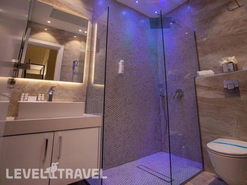 Фотография Napa Suites (Adults Only 18+)