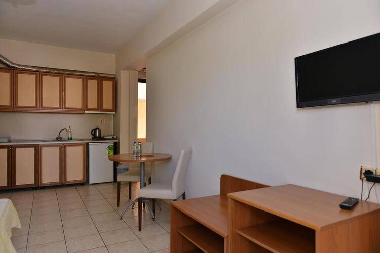 Orange Garden Hotel And Aparts