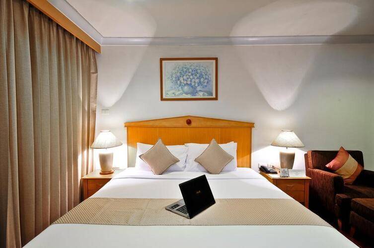 Admiral Suites Sukhumvit