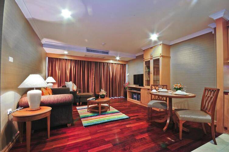 Admiral Suites Sukhumvit