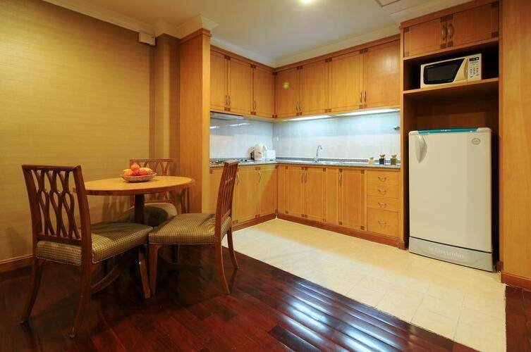 Admiral Suites Sukhumvit
