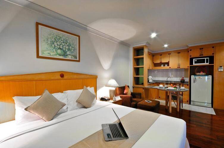 Admiral Suites Sukhumvit