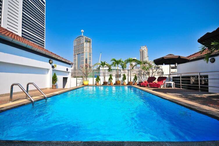 Admiral Suites Sukhumvit