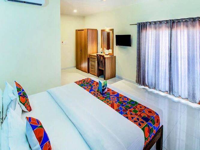 Larios Beach Holidays Resort