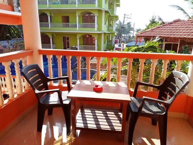 Larios Beach Holidays Resort