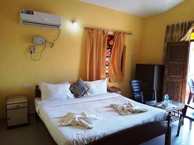 Larios Beach Holidays Resort