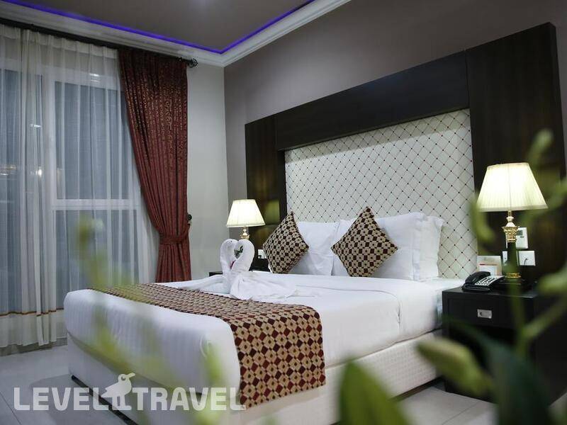 Фотография Crystal Palace Hotel