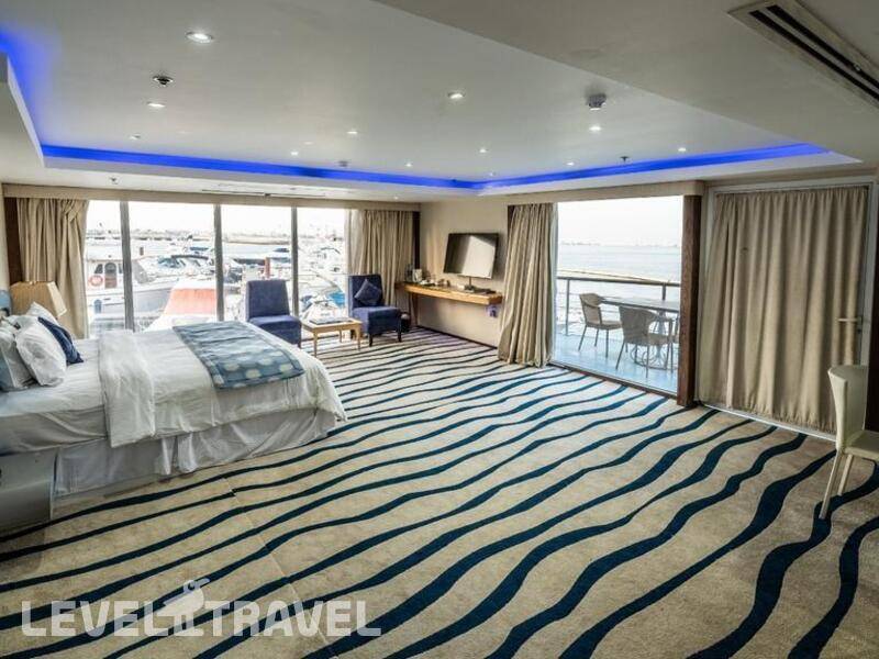 Фотография C Hotel