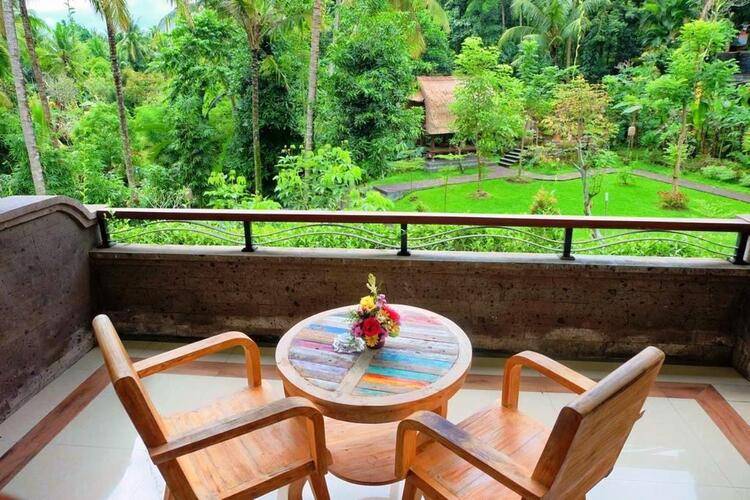 Artini Resort