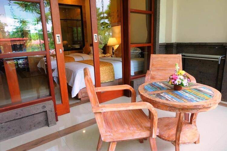 Artini Resort