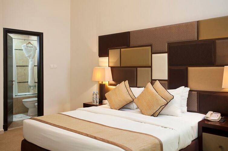 Al Waleed Palace Hotel Apartment