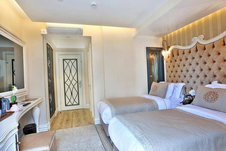 Anthemis Hotel