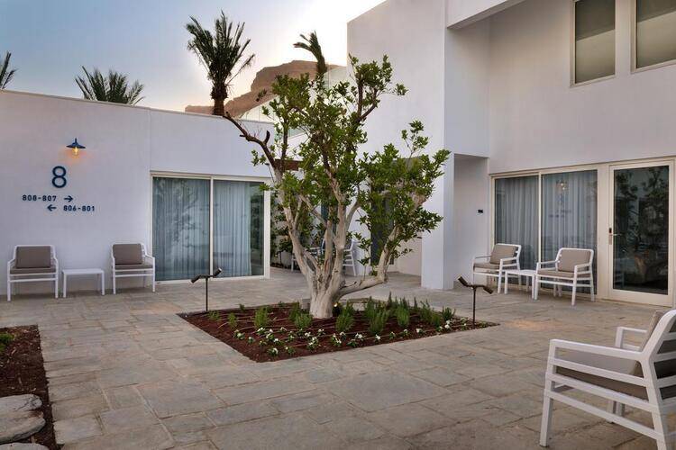 Milos Hotel Dead Sea