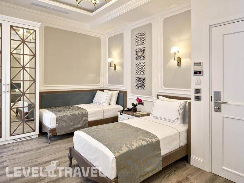 Фотография Mirrors Hotel Фотография Mirrors Hotel