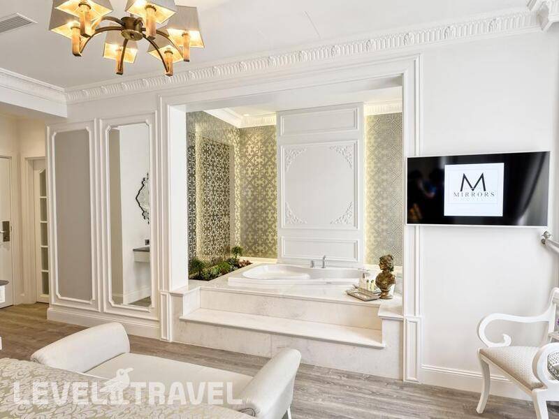 Фотография Mirrors Hotel Фотография Mirrors Hotel