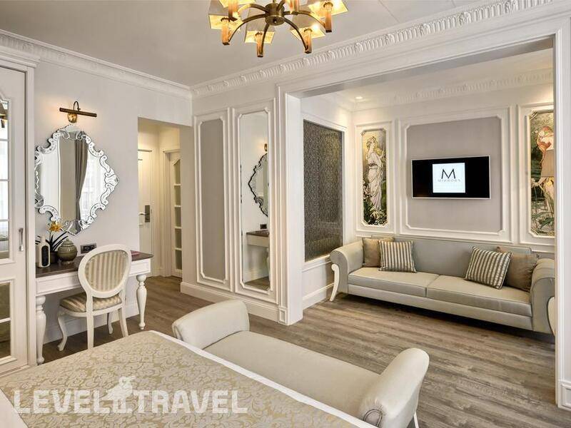 Фотография Mirrors Hotel Фотография Mirrors Hotel