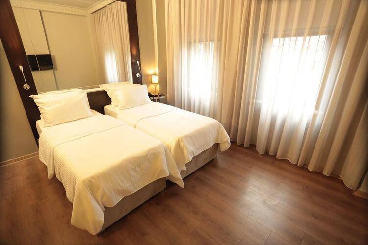 Ferman Pera Hotel