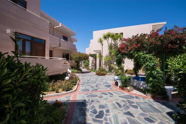 Oscar Suites & Village