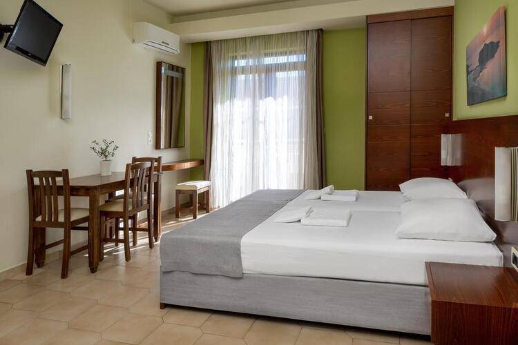 Oscar Suites & Village