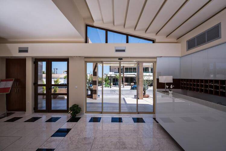 Oscar Suites & Village