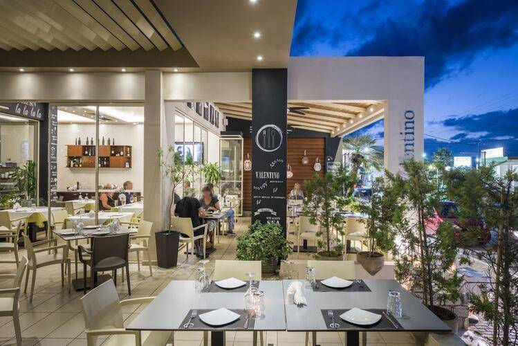 Oscar Suites & Village