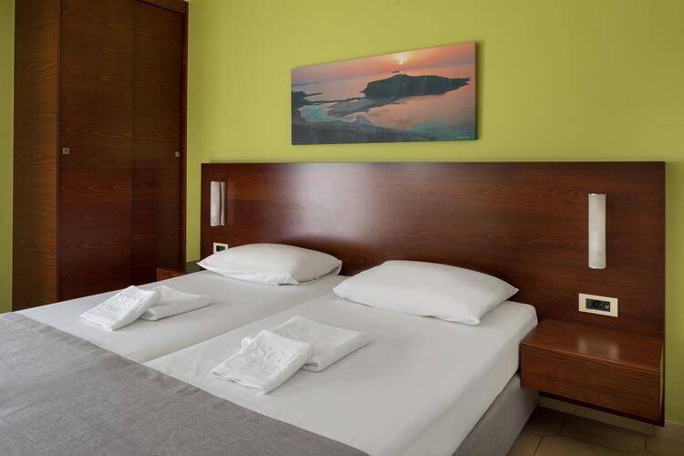 Oscar Suites & Village