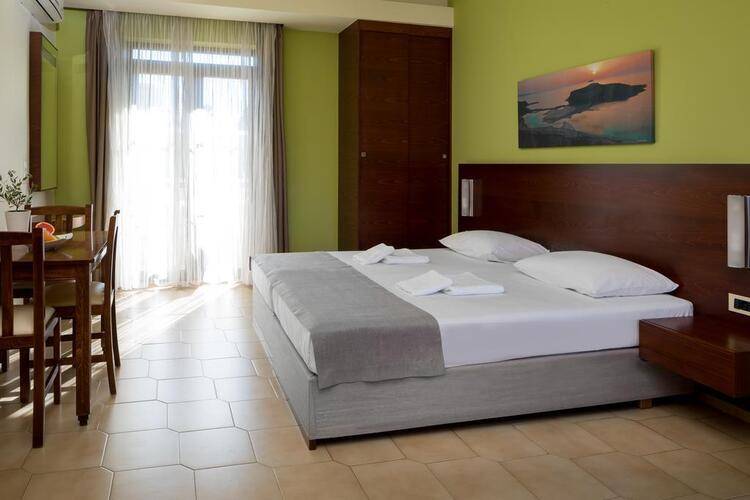 Oscar Suites & Village