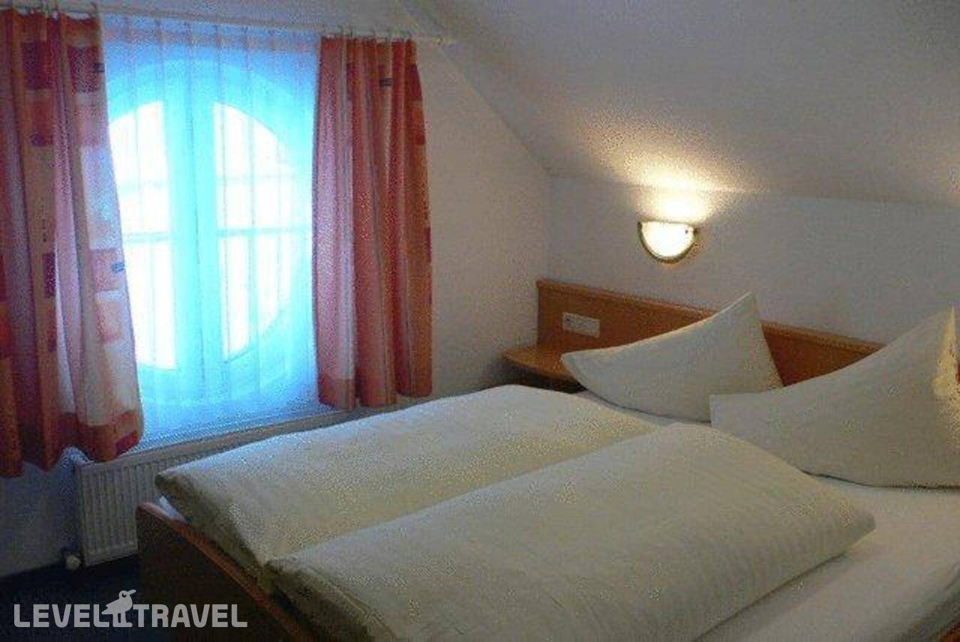 Изображение отеля 8