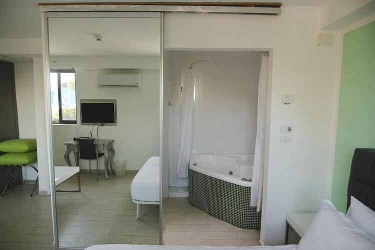 El Yam Hotel