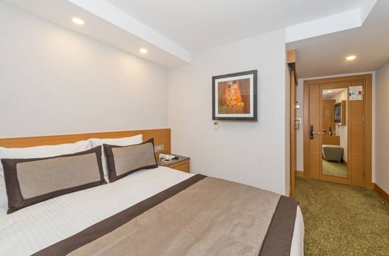 Bisetun Hotel