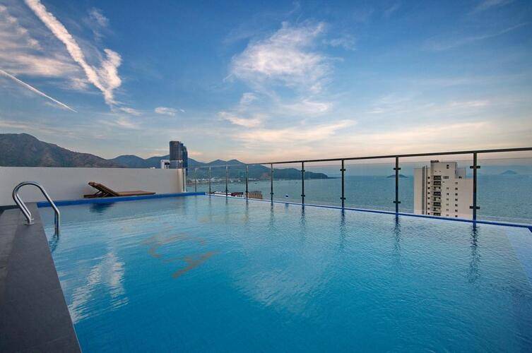 Monica Hotel Nha Trang