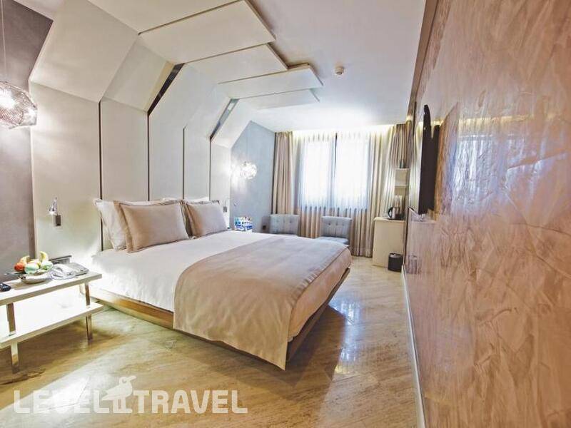 Фотография Maroon Pera Hotel