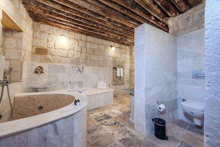 Mdc Cave Hotel Boutique