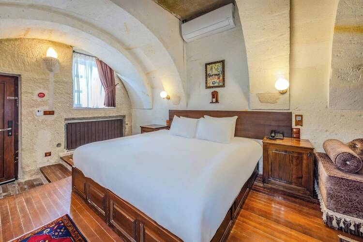 Mdc Cave Hotel Boutique