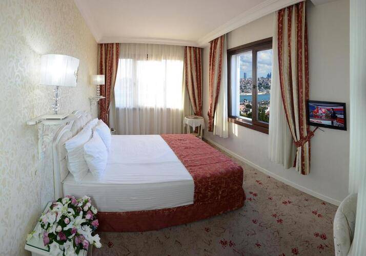 The And Hotel