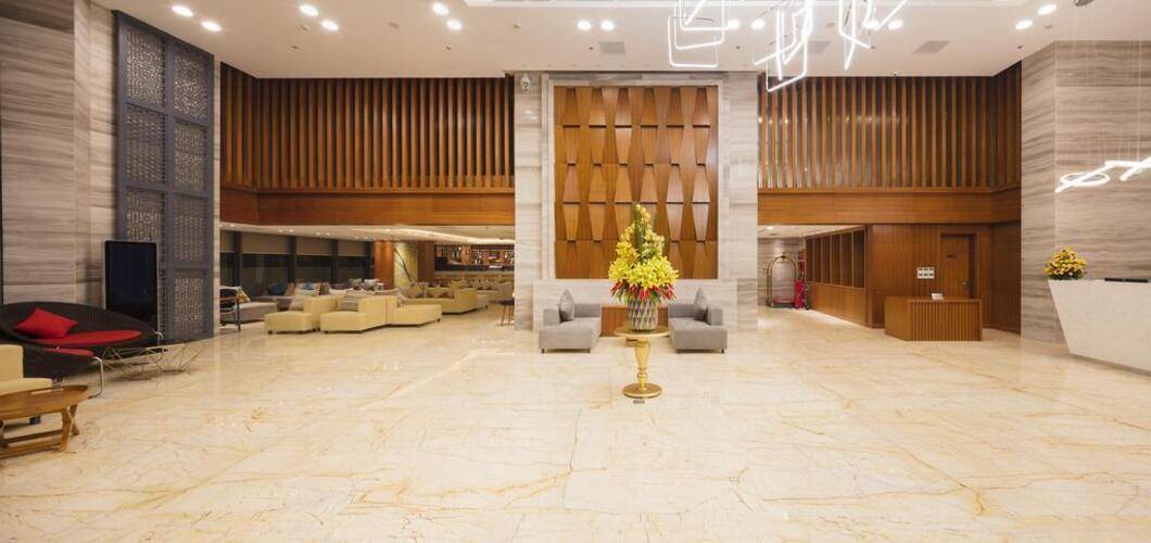 Comodo Nha Trang Hotel
