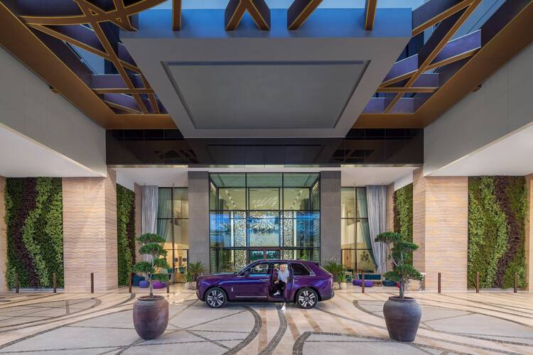 Andaz Dubai The Palm, By Hyatt