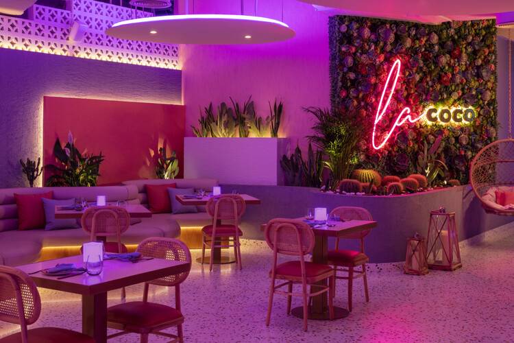 Andaz Dubai The Palm, By Hyatt
