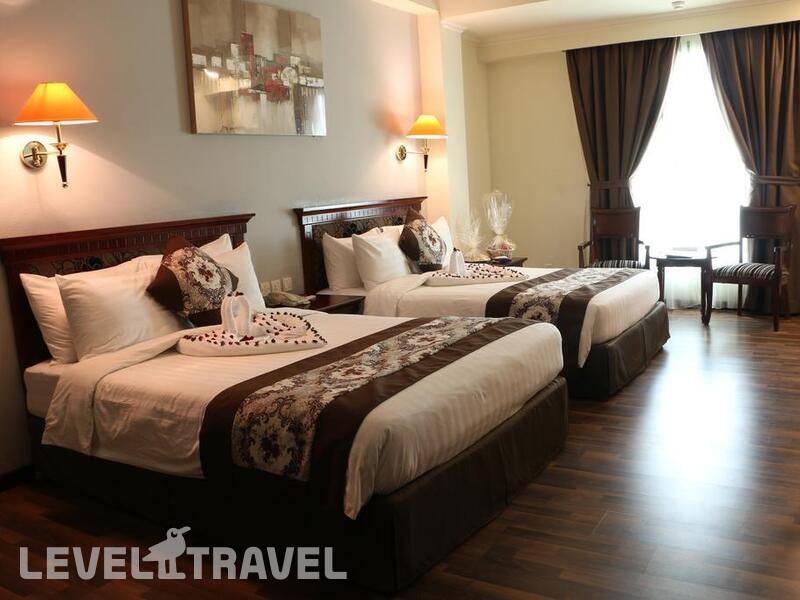 Фотография Pars International Hotel