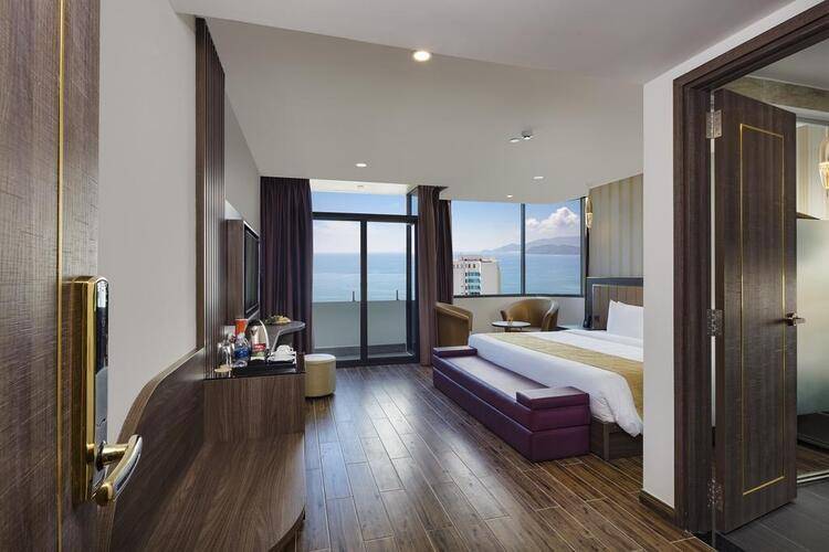 V Hotel Nha Trang