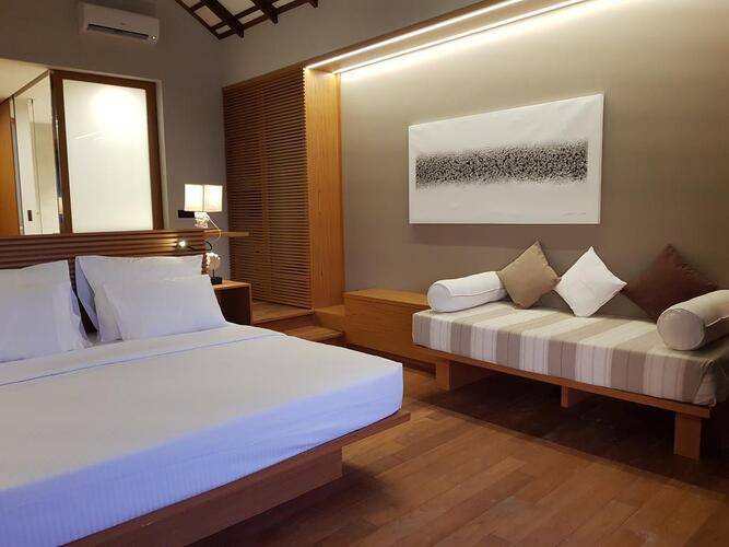 Cinnamon Velifushi Maldives