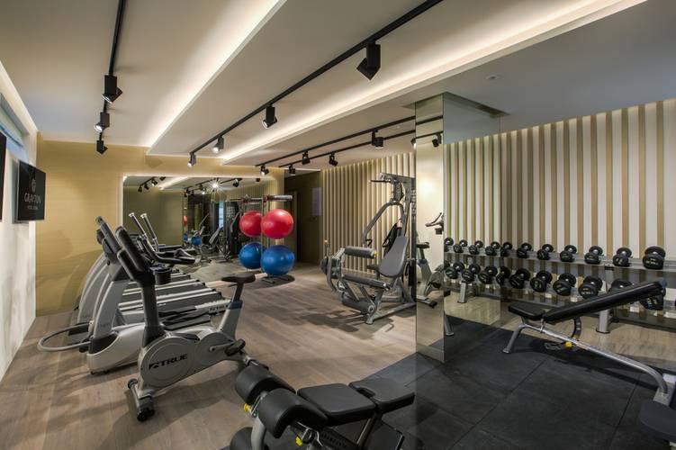 Grayton Hotel Dubai