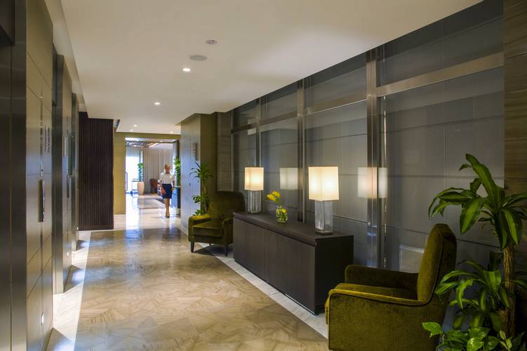 Grayton Hotel Dubai