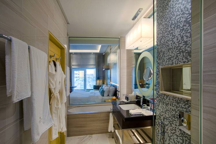 Grayton Hotel Dubai